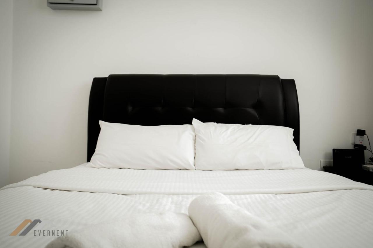 Marina Times Square Homestay By Evernent Miri Esterno foto
