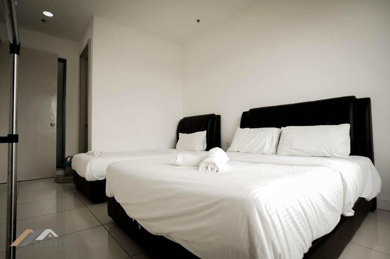 Marina Times Square Homestay By Evernent Miri Esterno foto
