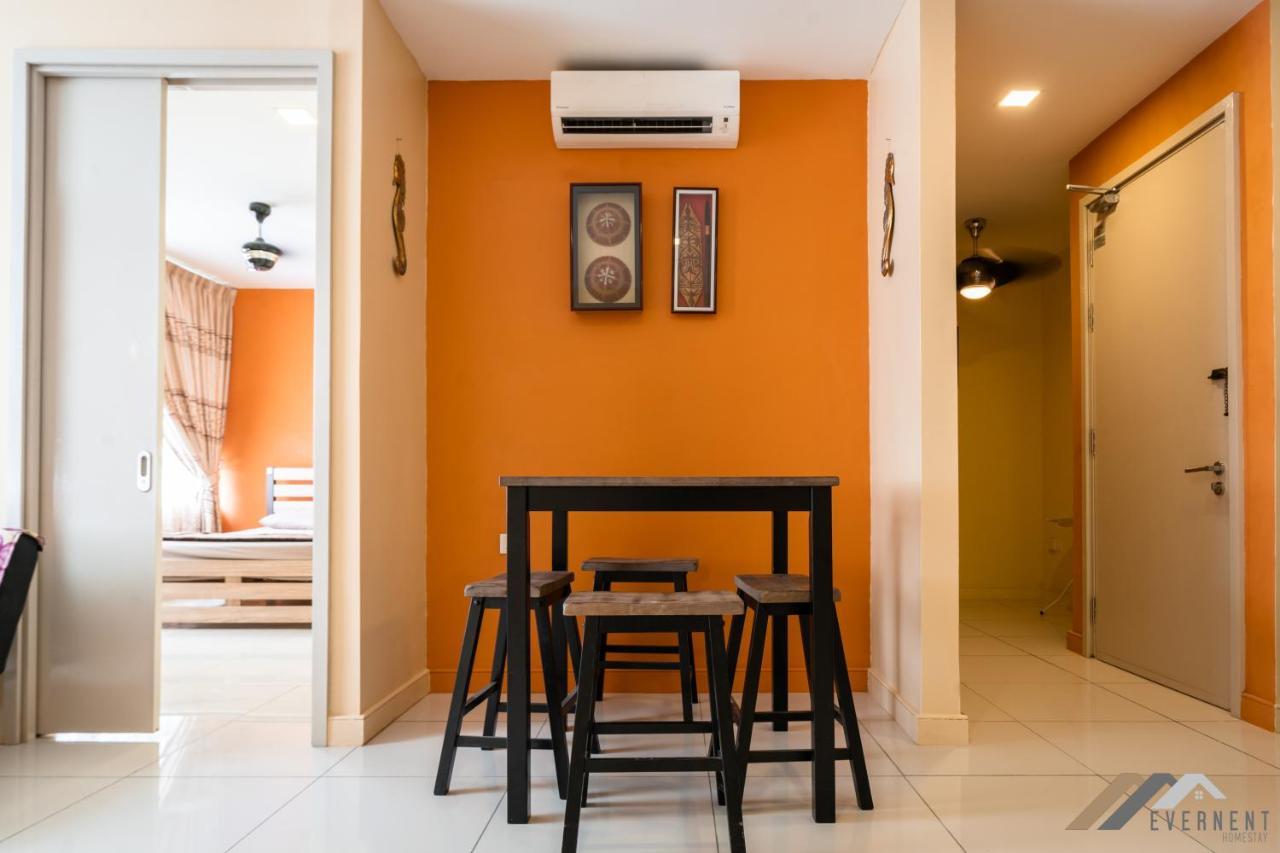 Marina Times Square Homestay By Evernent Miri Esterno foto