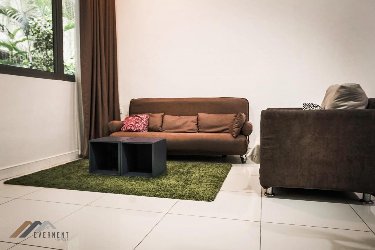 Marina Times Square Homestay By Evernent Miri Esterno foto