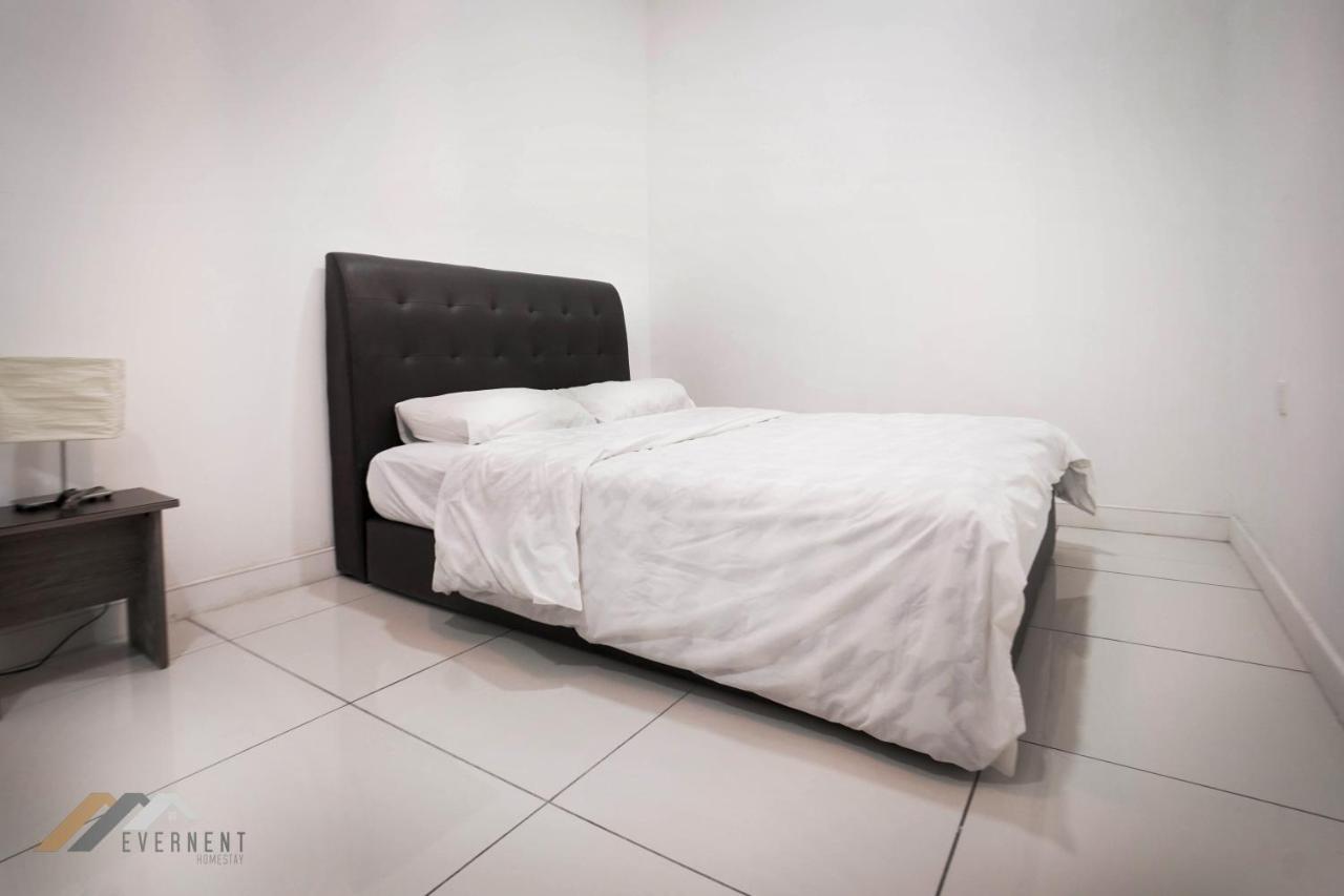 Marina Times Square Homestay By Evernent Miri Esterno foto