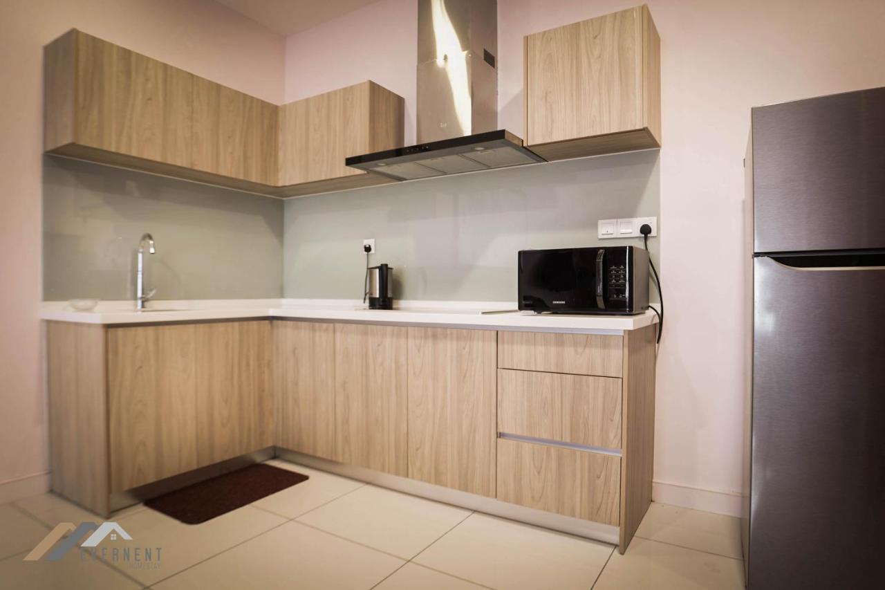 Marina Times Square Homestay By Evernent Miri Esterno foto