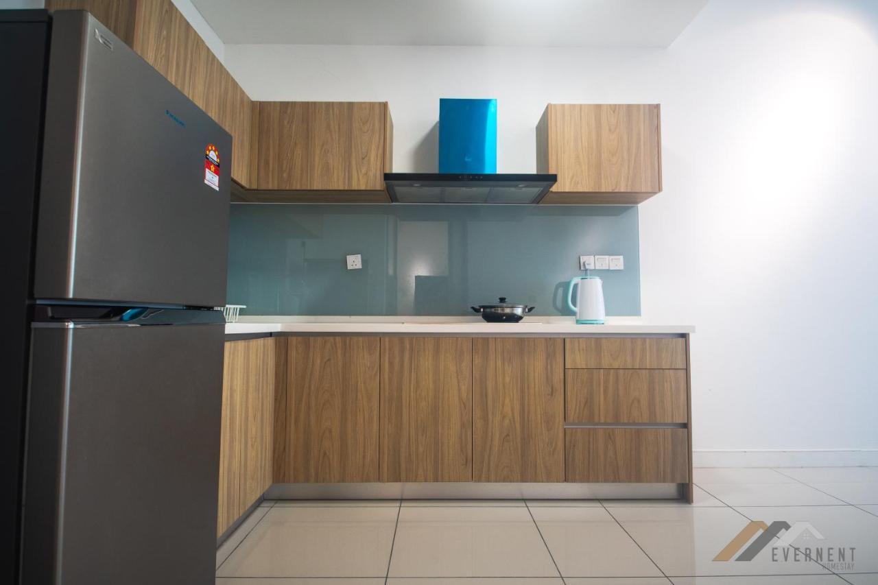 Marina Times Square Homestay By Evernent Miri Esterno foto