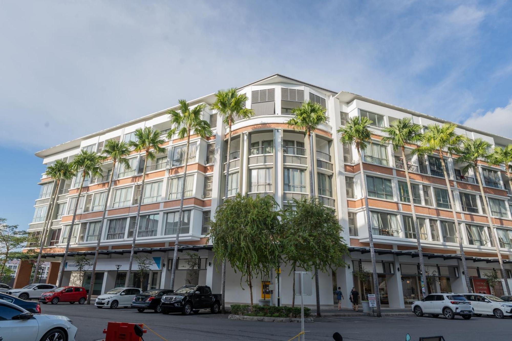 Marina Times Square Homestay By Evernent Miri Esterno foto